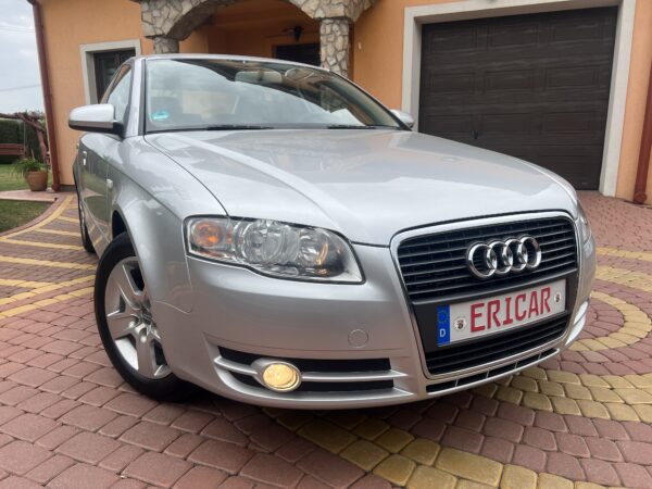 Audi a4 b7 stan PERFEKT 2.0 MPI oryginał zero korozji !!