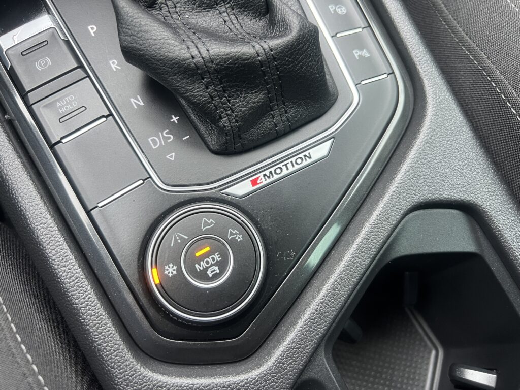 TIGUAN 4x4 2.0tdi 150KM AUTOMAT-LED MATRIX HAK CARPLAY KAMERA NAVI - obrazek 135