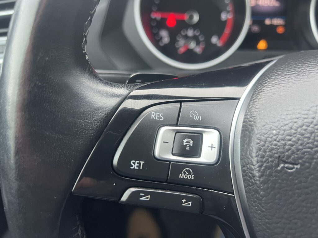 TIGUAN 4x4 2.0tdi 150KM AUTOMAT-LED MATRIX HAK CARPLAY KAMERA NAVI - obrazek 130