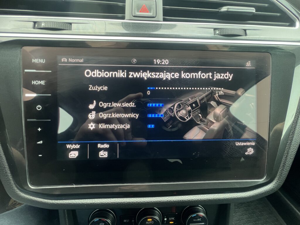 TIGUAN 4x4 2.0tdi 150KM AUTOMAT-LED MATRIX HAK CARPLAY KAMERA NAVI - obrazek 84