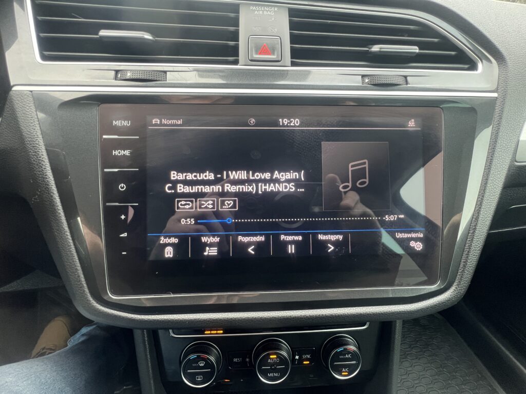 TIGUAN 4x4 2.0tdi 150KM AUTOMAT-LED MATRIX HAK CARPLAY KAMERA NAVI - obrazek 83