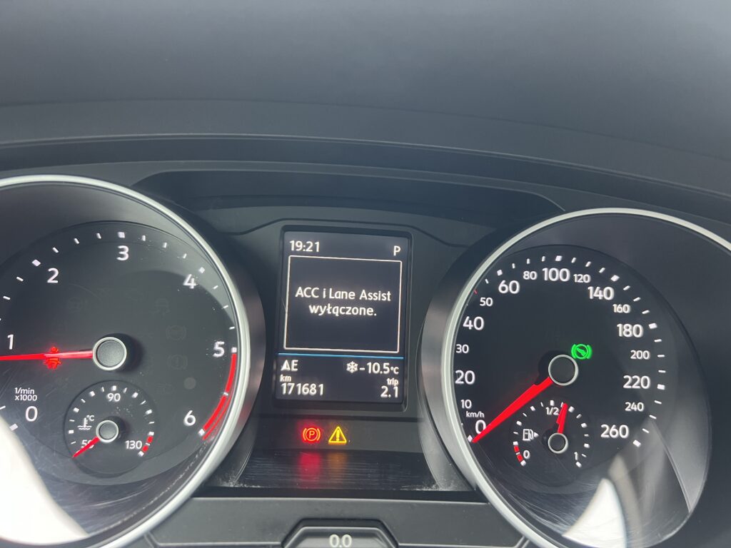 TIGUAN 4x4 2.0tdi 150KM AUTOMAT-LED MATRIX HAK CARPLAY KAMERA NAVI - obrazek 81