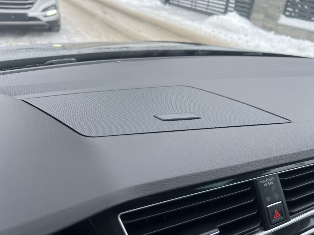 TIGUAN 4x4 2.0tdi 150KM AUTOMAT-LED MATRIX HAK CARPLAY KAMERA NAVI - obrazek 71