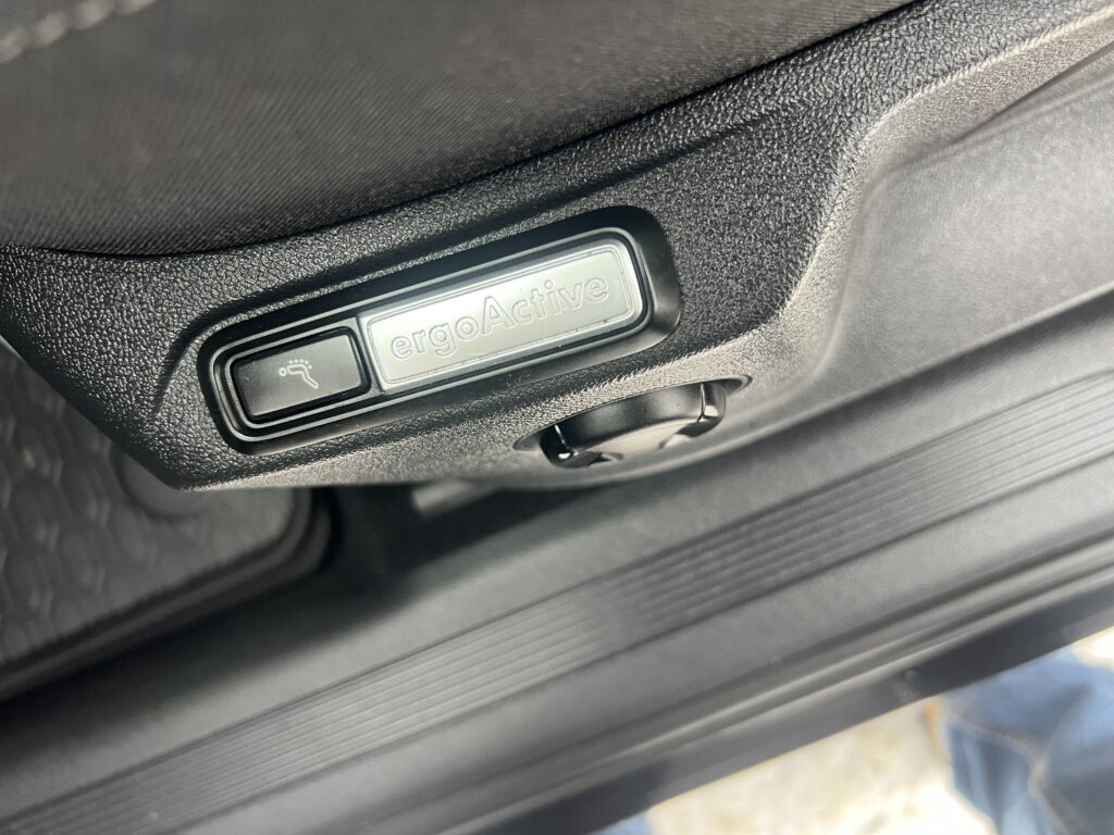 TIGUAN 4x4 2.0tdi 150KM AUTOMAT-LED MATRIX HAK CARPLAY KAMERA NAVI - obrazek 39