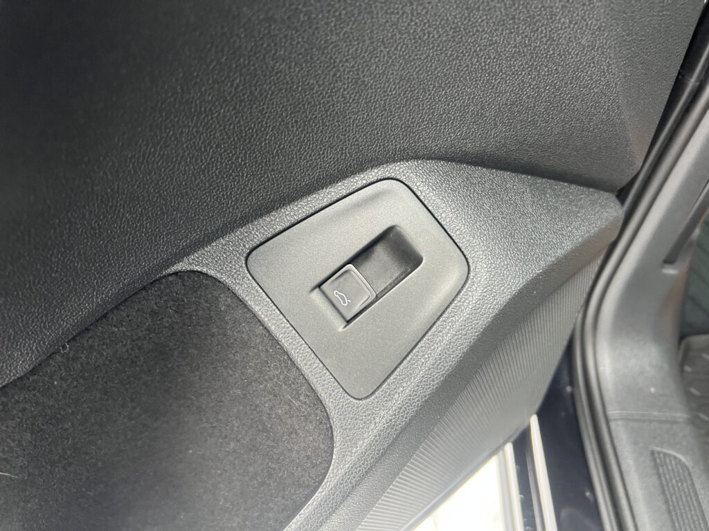 TIGUAN 4x4 2.0tdi 150KM AUTOMAT-LED MATRIX HAK CARPLAY KAMERA NAVI - obrazek 33