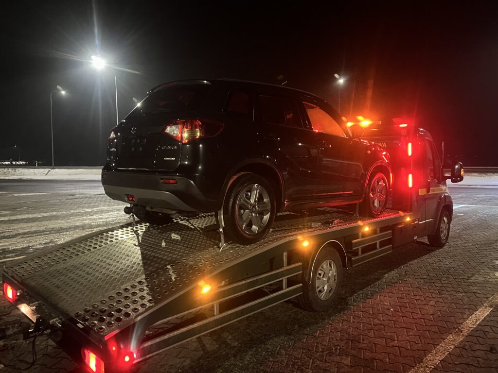 SUZUKI VITARA 1.6 120KM FULL SERWIS ASO 4x4 zero korozji - obrazek 19