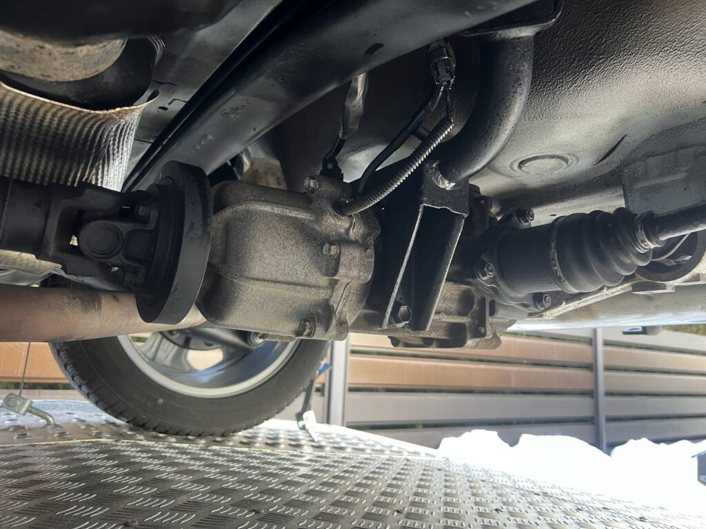 SUZUKI VITARA 1.6 120KM FULL SERWIS ASO 4x4 zero korozji - obrazek 21