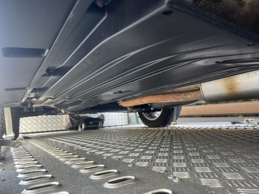 SUZUKI VITARA 1.6 120KM FULL SERWIS ASO 4x4 zero korozji - obrazek 13