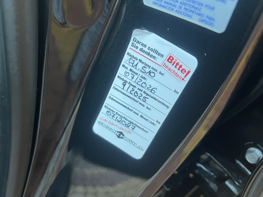 SUZUKI VITARA 1.6 120KM FULL SERWIS ASO 4x4 zero korozji - obrazek 32