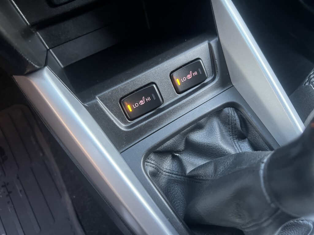 SUZUKI VITARA 1.6 120KM FULL SERWIS ASO 4x4 zero korozji - obrazek 38