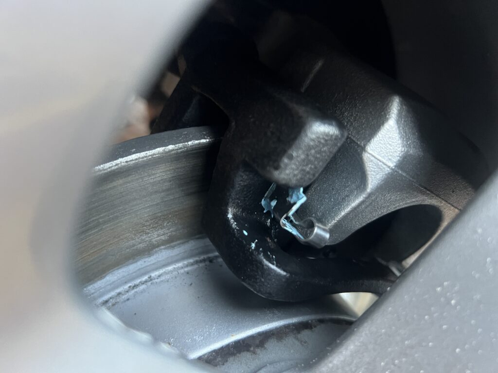 SUZUKI VITARA 1.6 120KM FULL SERWIS ASO 4x4 zero korozji - obrazek 49