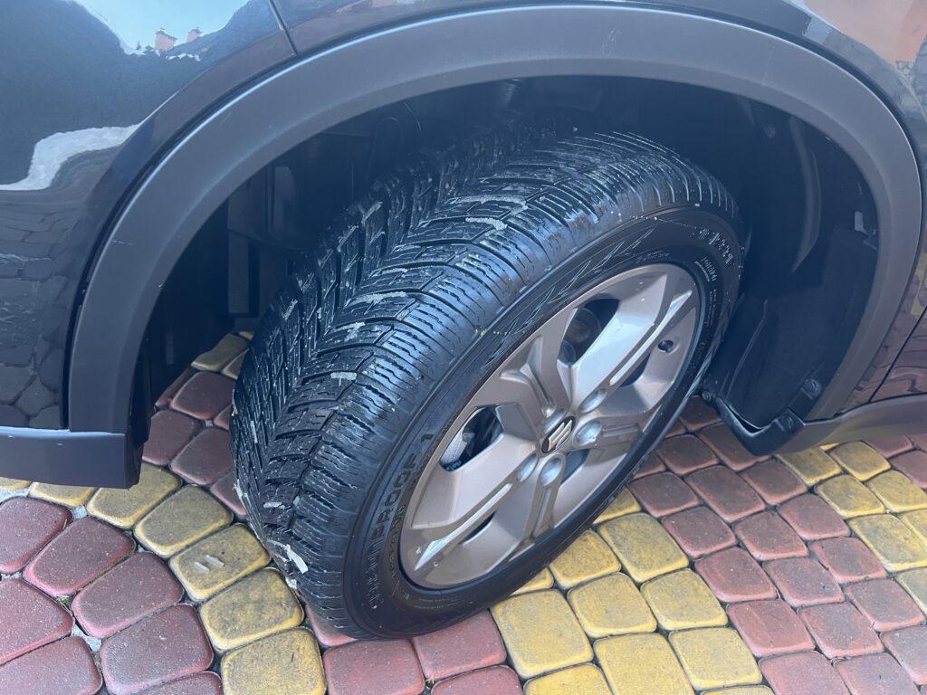 SUZUKI VITARA 1.6 120KM FULL SERWIS ASO 4x4 zero korozji - obrazek 51