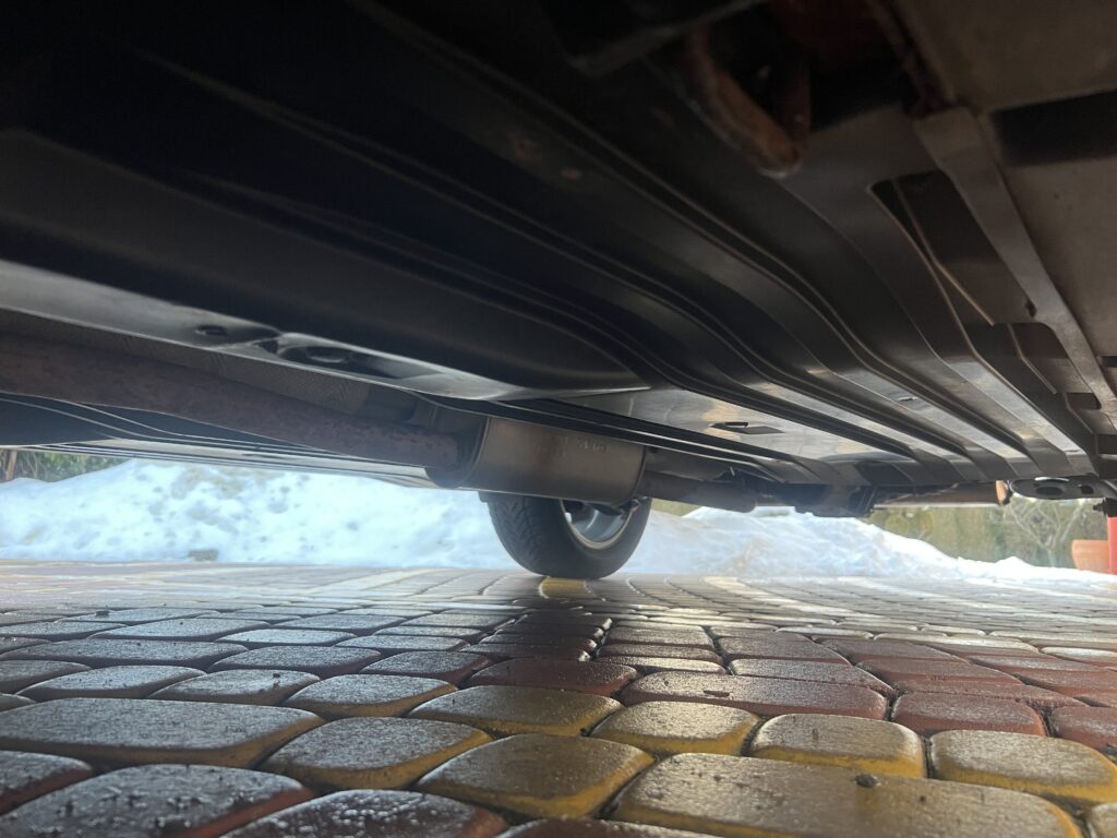 SUZUKI VITARA 1.6 120KM FULL SERWIS ASO 4x4 zero korozji - obrazek 58