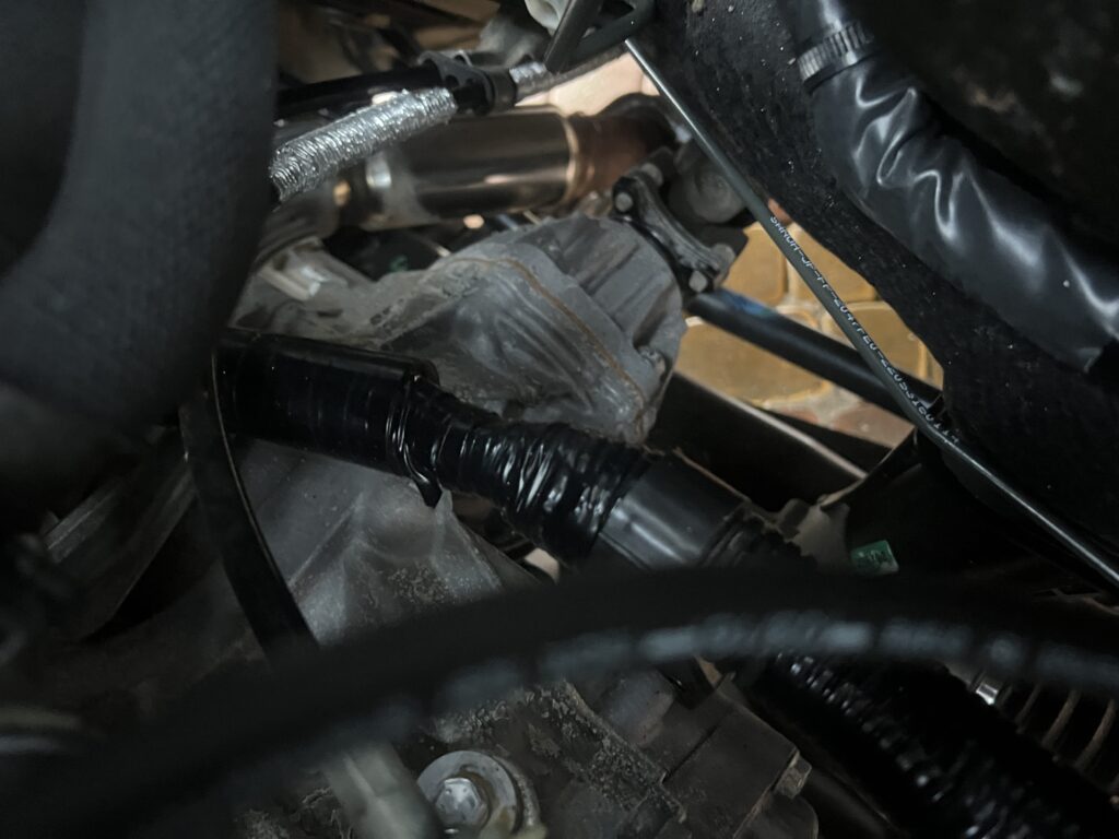 SUZUKI VITARA 1.6 120KM FULL SERWIS ASO 4x4 zero korozji - obrazek 69