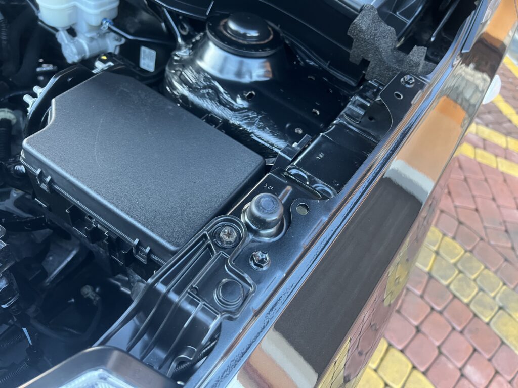 SUZUKI VITARA 1.6 120KM FULL SERWIS ASO 4x4 zero korozji - obrazek 76