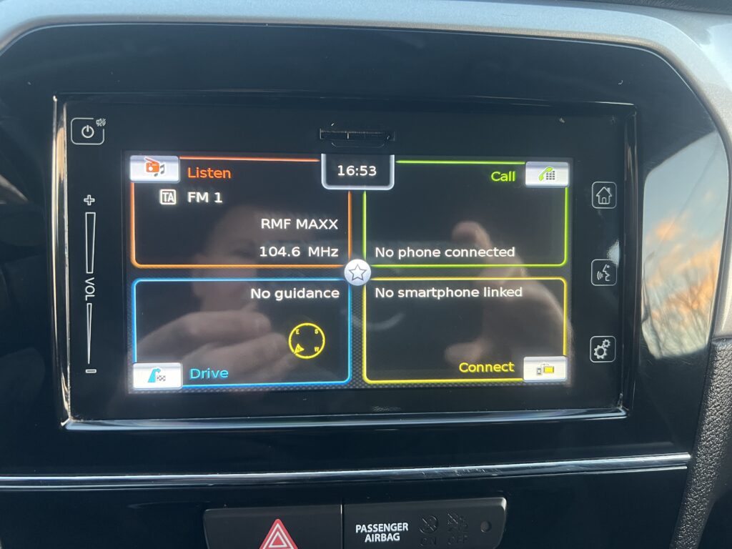 SUZUKI VITARA 1.6 120KM FULL SERWIS ASO 4x4 zero korozji - obrazek 85