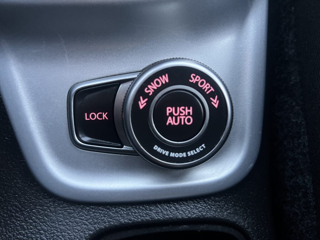 SUZUKI VITARA 1.6 120KM FULL SERWIS ASO 4x4 zero korozji - obrazek 96