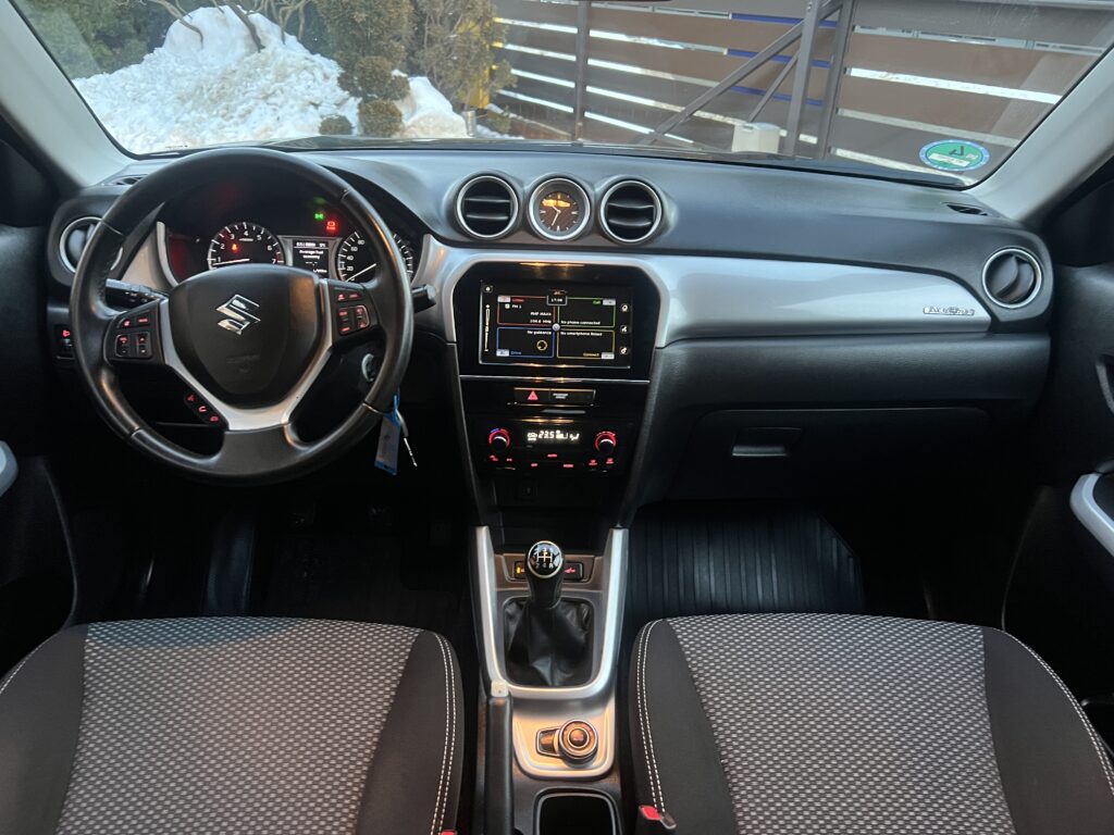 SUZUKI VITARA 1.6 120KM FULL SERWIS ASO 4x4 zero korozji - obrazek 102