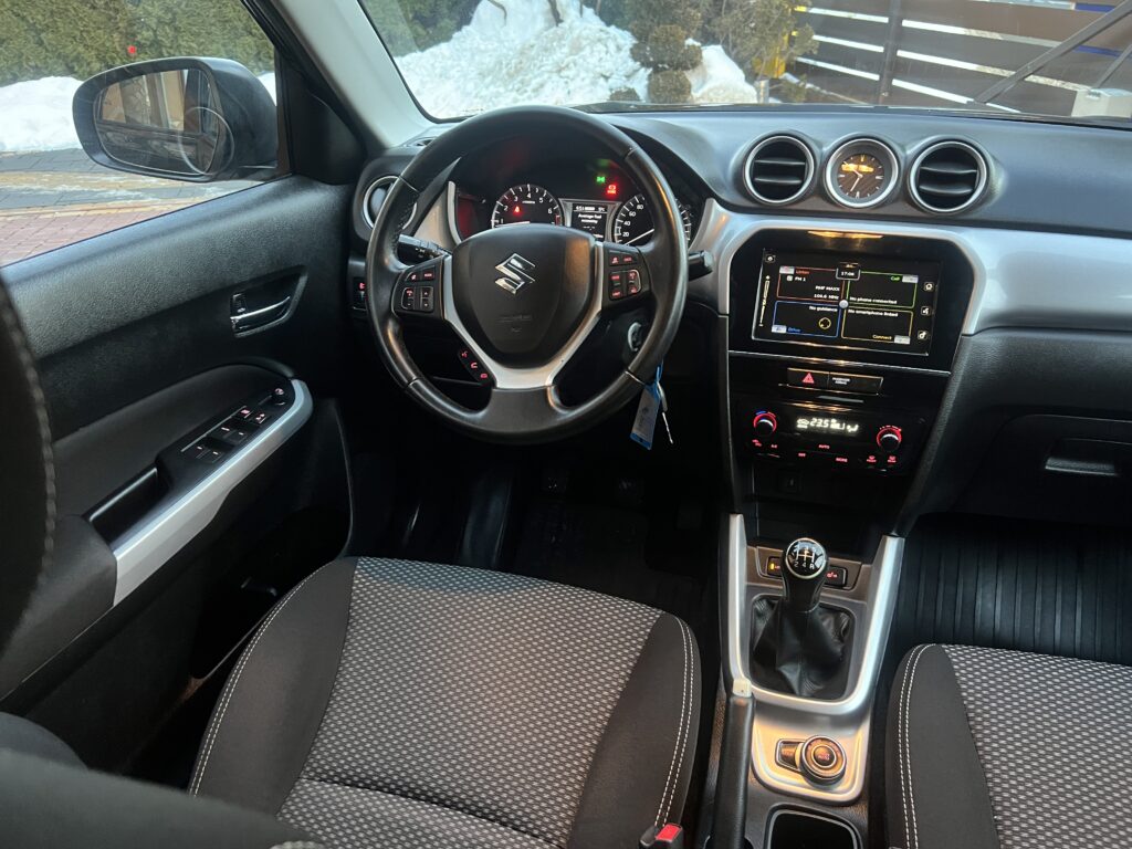 SUZUKI VITARA 1.6 120KM FULL SERWIS ASO 4x4 zero korozji - obrazek 104