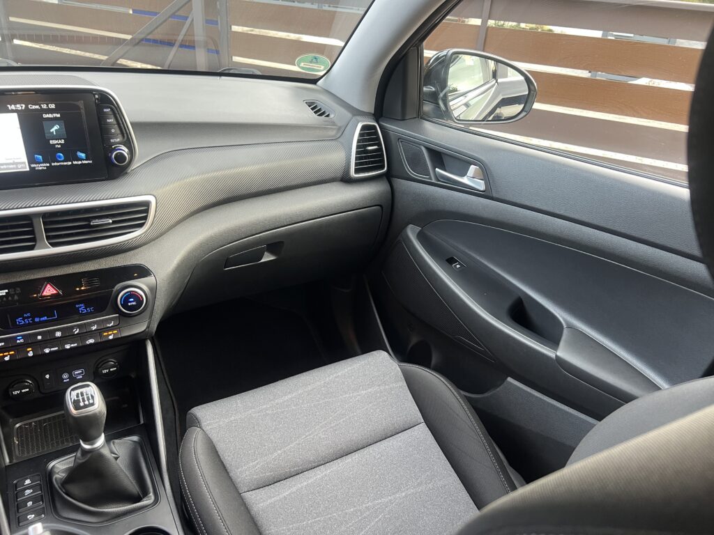 Hyundai Tucson 1.6gdi 132KM AUTO JAK FABRYCZNE NOWE !! - obrazek 18