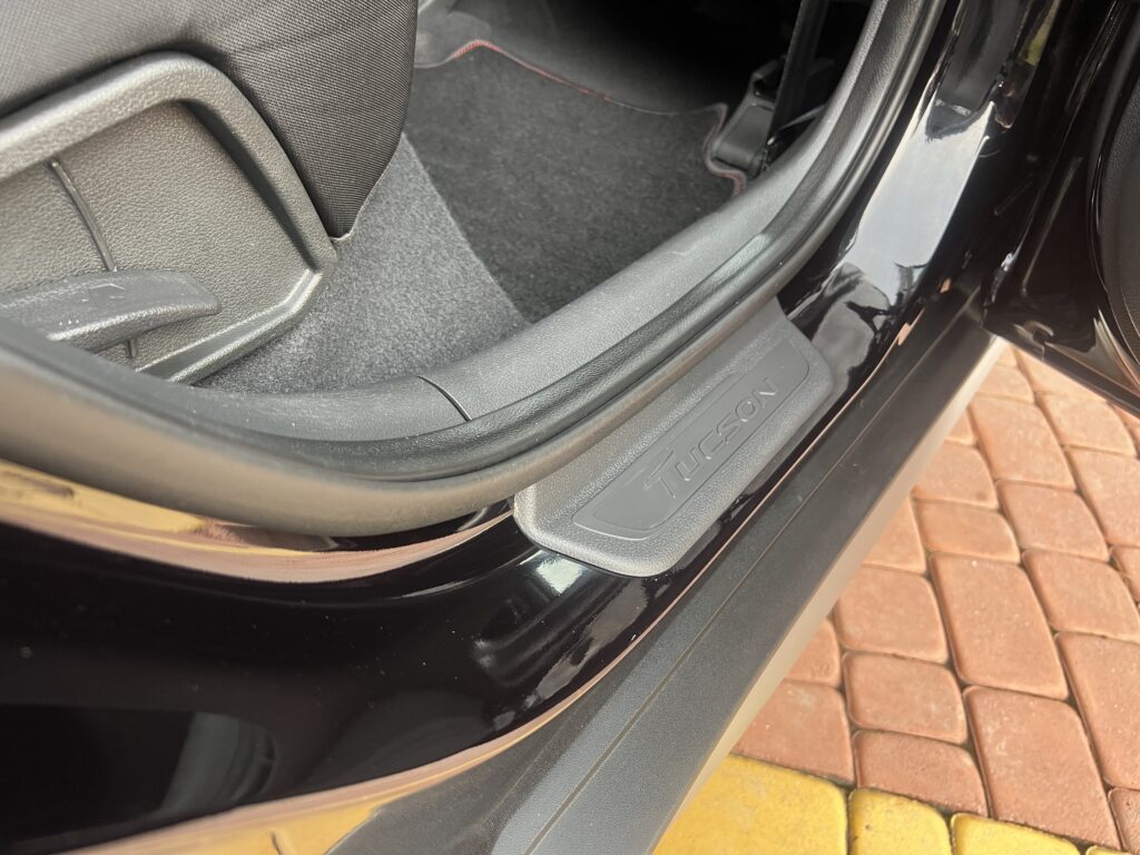 Hyundai Tucson 1.6gdi 132KM AUTO JAK FABRYCZNE NOWE !! - obrazek 16