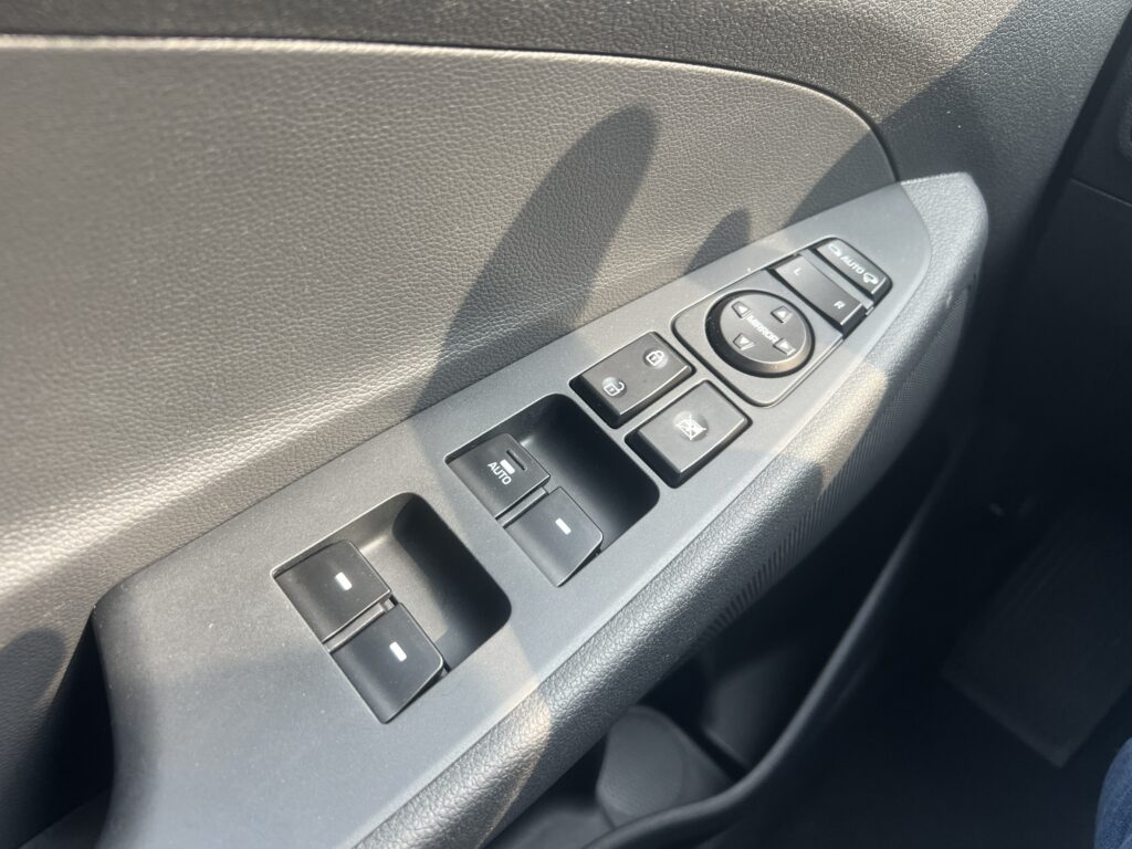 NOWA OFERTA TUCSON 1.6gdi CAŁY W ORYGINALE+TUV - obrazek 17