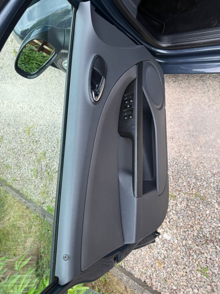Wkrótce w ofercie SEAT LEON JAK Z SALONU 1.6mpi - obrazek 13