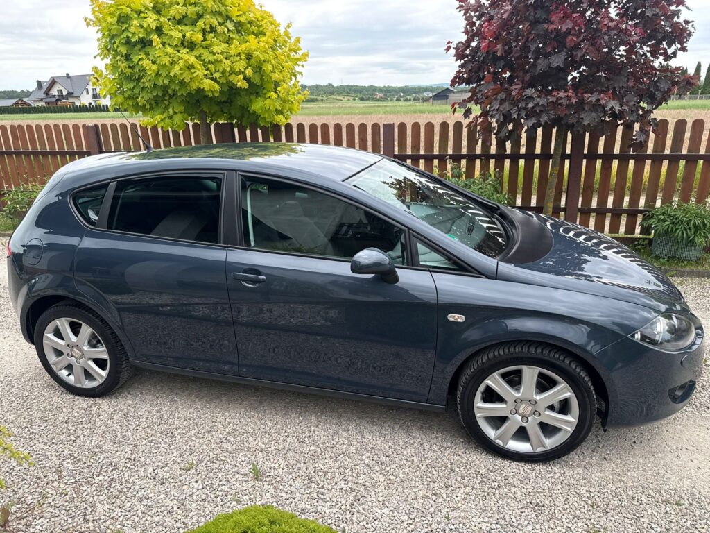 Wkrótce w ofercie SEAT LEON JAK Z SALONU 1.6mpi - obrazek 21