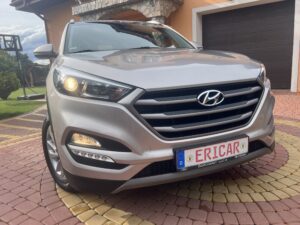 Hyundai Tucson 1.6gdi JAK Z SALONU  przebieg 79700km