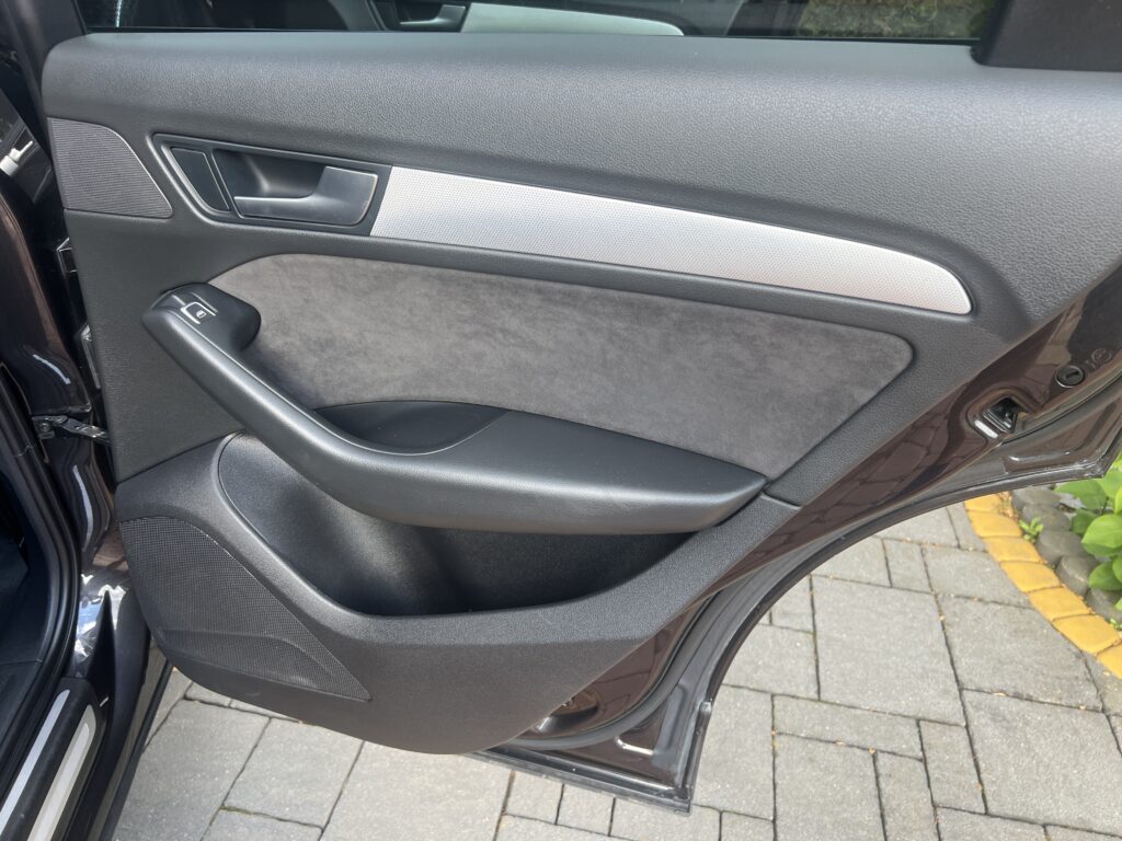 AUDI Q5 automat 4x4 stan idealny SALON POLSKA - obrazek 57