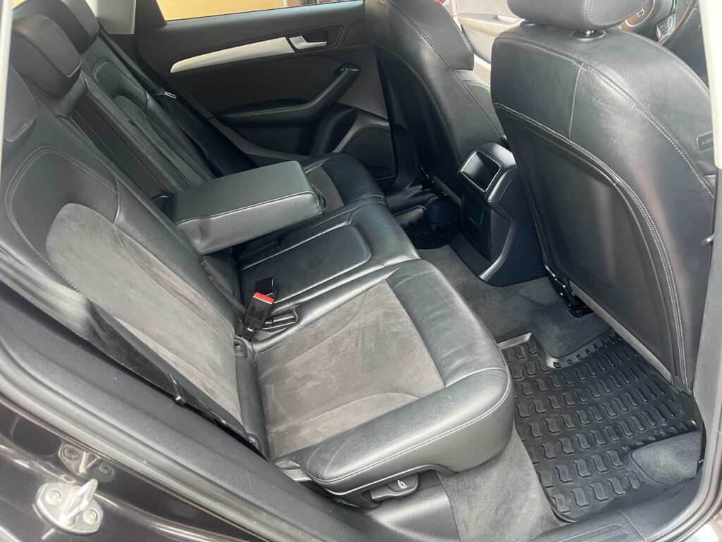 AUDI Q5 automat 4x4 stan idealny SALON POLSKA - obrazek 56