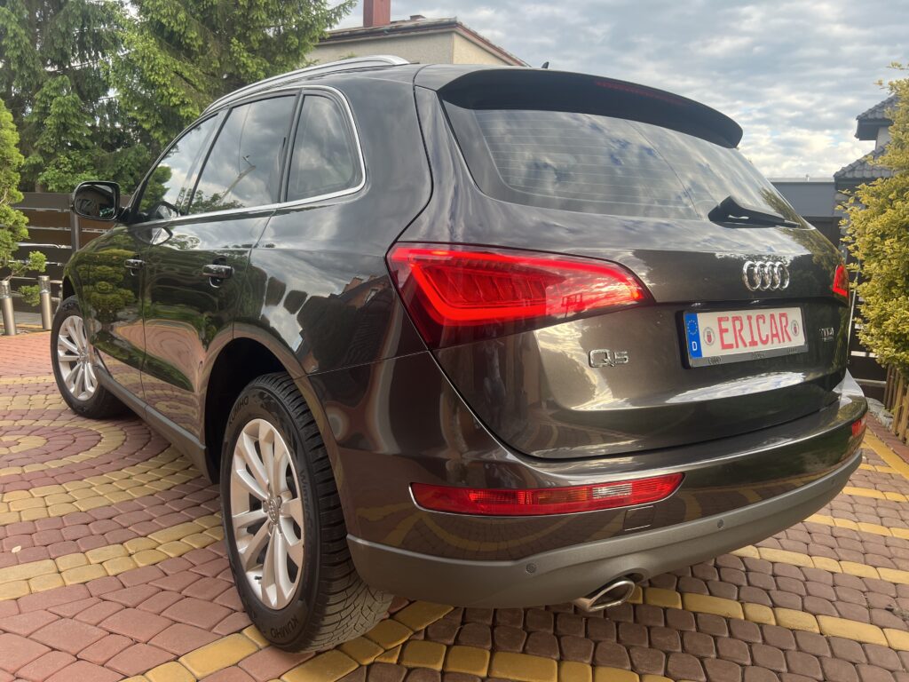 AUDI Q5 automat 4x4 stan idealny SALON POLSKA - obrazek 4