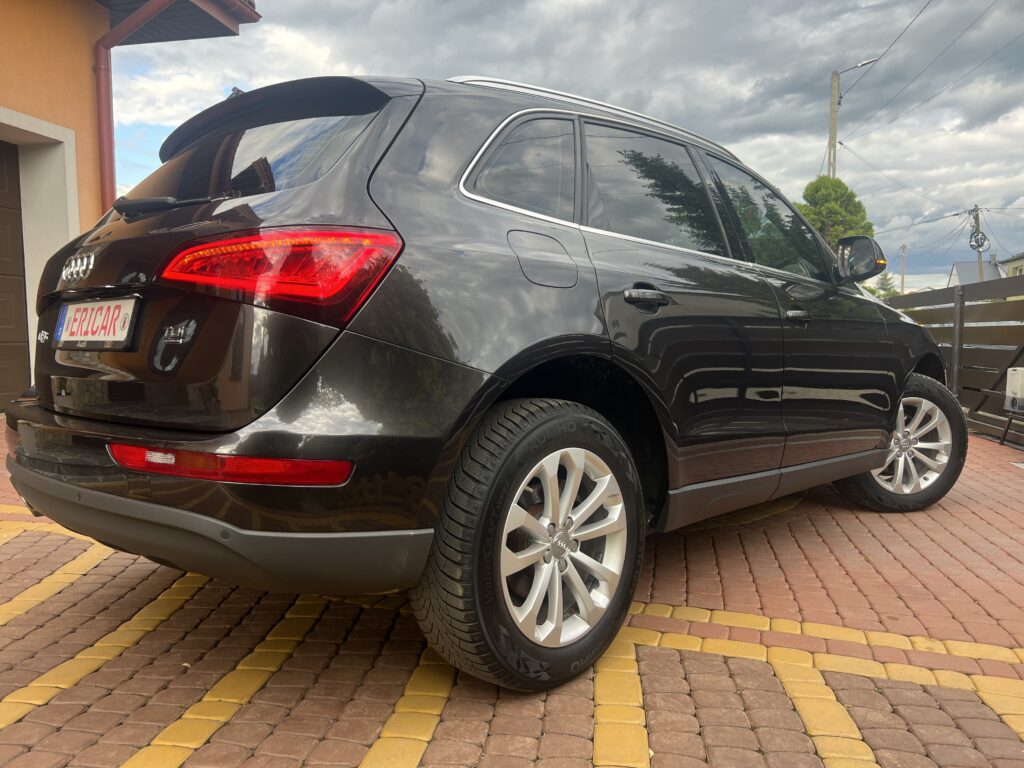 AUDI Q5 automat 4x4 stan idealny SALON POLSKA - obrazek 8