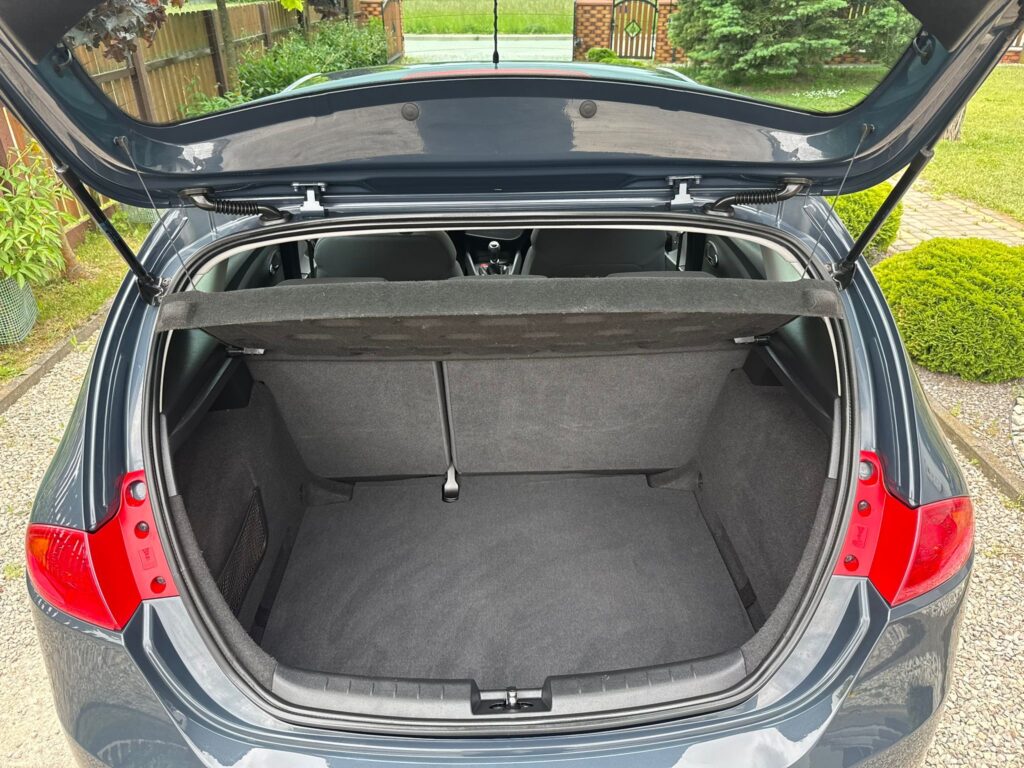Wkrótce w ofercie SEAT LEON JAK Z SALONU 1.6mpi - obrazek 22