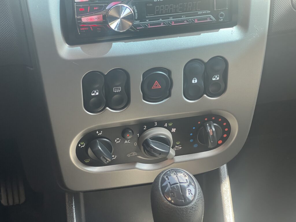 Dacia sandero stapway 1.6 8V auto w oryginale klima ABS WSPOMAGANIE - obrazek 32
