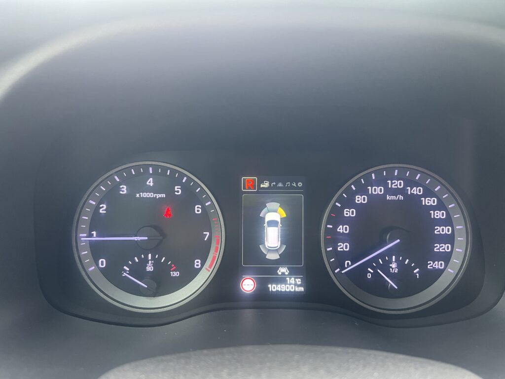 Tucson 1.6TURBO 4x4 automat AUTO JAK NOWE - obrazek 5