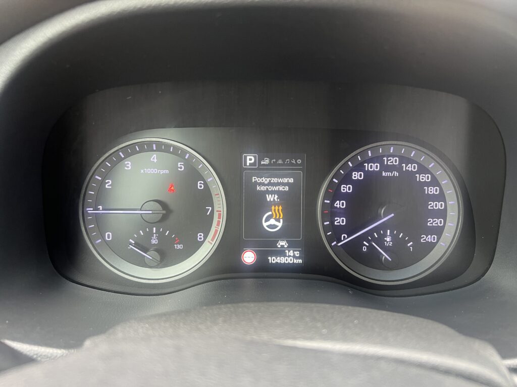 Tucson 1.6TURBO 4x4 automat AUTO JAK NOWE - obrazek 3