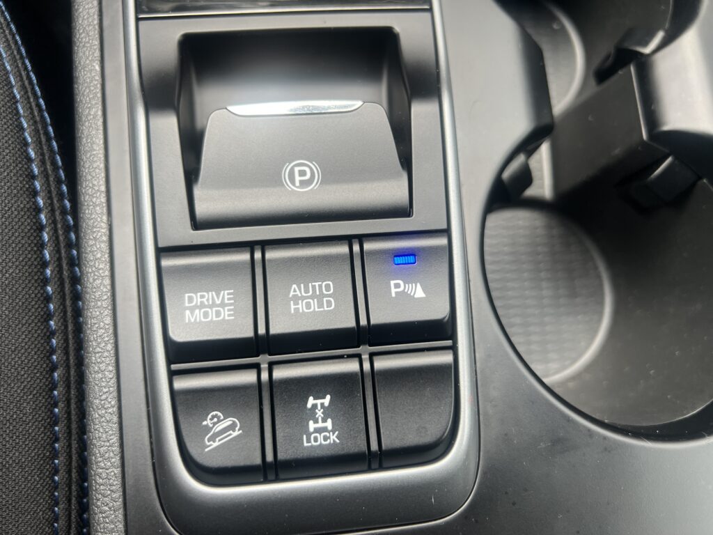 Tucson 1.6TURBO 4x4 automat AUTO JAK NOWE - obrazek 8