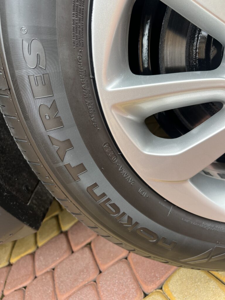Tucson 1.6TURBO 4x4 automat AUTO JAK NOWE - obrazek 20