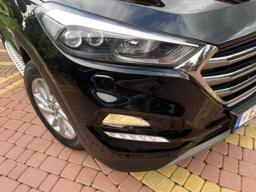 Tucson 1.6TURBO 4x4 automat AUTO JAK NOWE - obrazek 32