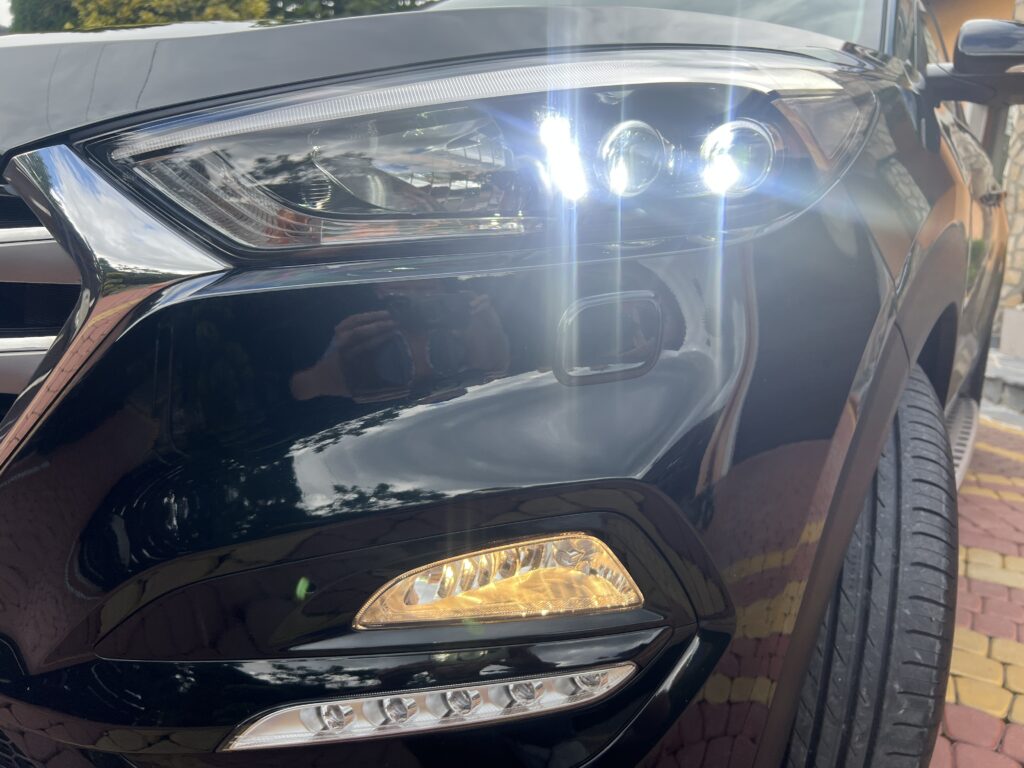Tucson 1.6TURBO 4x4 automat AUTO JAK NOWE - obrazek 34