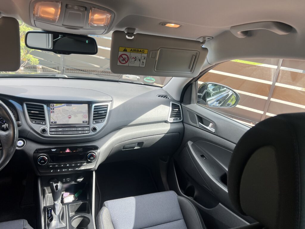 Tucson 1.6TURBO 4x4 automat AUTO JAK NOWE - obrazek 58