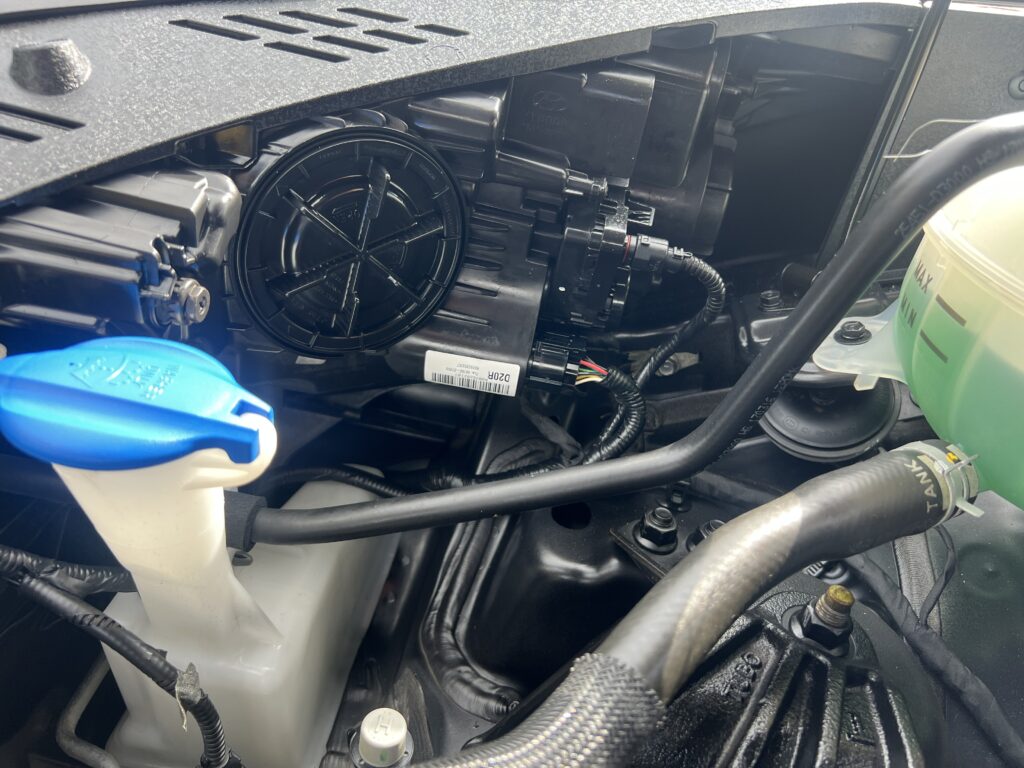 Tucson 1.6TURBO 4x4 automat AUTO JAK NOWE - obrazek 63