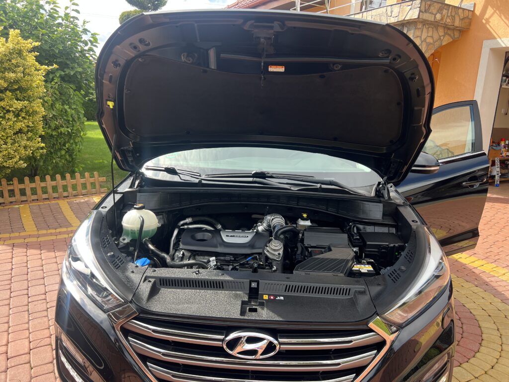 Tucson 1.6TURBO 4x4 automat AUTO JAK NOWE - obrazek 66