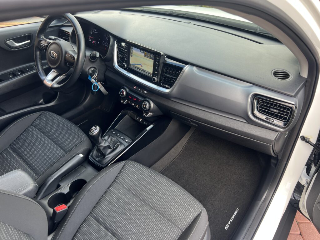 Kia STONIC 1.4 100KM 2018r przebieg 68 tys.km auto w ORYGINALE. - obrazek 39