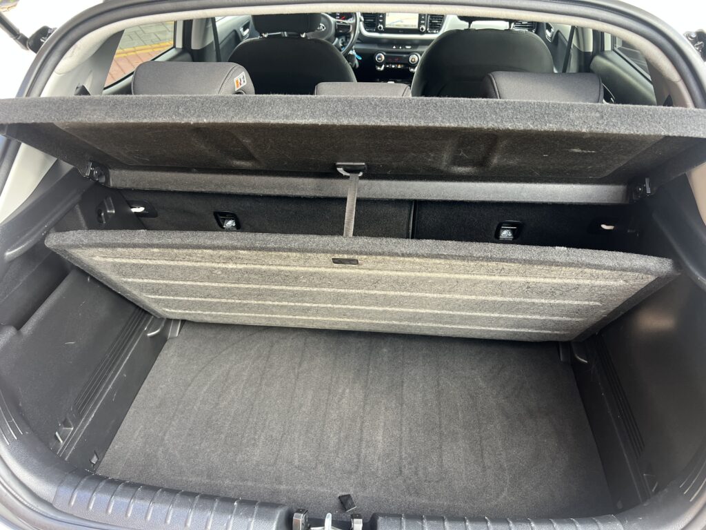Kia STONIC 1.4 100KM 2018r przebieg 68 tys.km auto w ORYGINALE. - obrazek 42