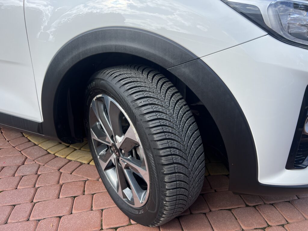 Kia STONIC 1.4 100KM 2018r przebieg 68 tys.km auto w ORYGINALE. - obrazek 59