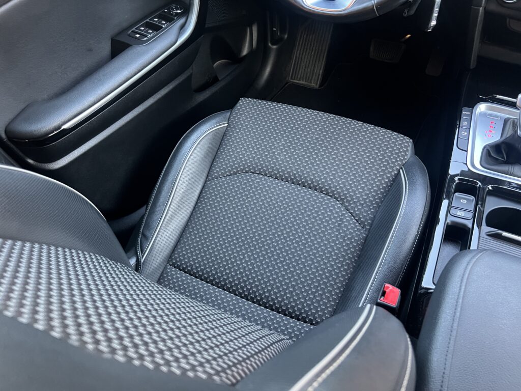 Kia Xceed 1.6 Turbo-gdi 204 KM AUTO W STANIE SALONOWYM FULL SERWIS ASO - obrazek 92