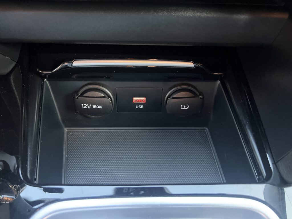 Kia Xceed 1.6 Turbo-gdi 204 KM AUTO W STANIE SALONOWYM FULL SERWIS ASO - obrazek 97