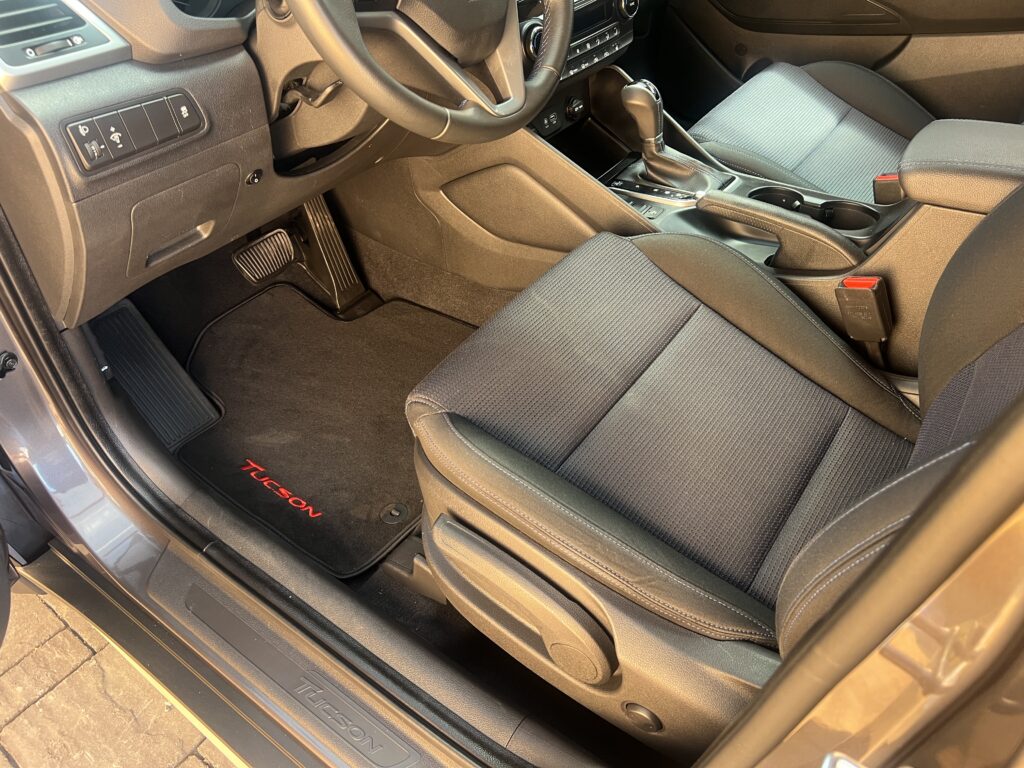 Hyundai Tucson 1.6 T-gdi 177 KM automat 2018r - obrazek 53